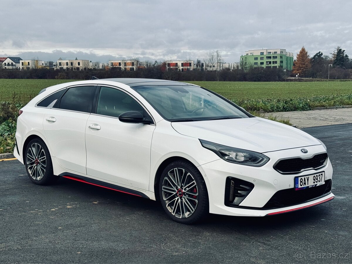 Kia ProCeed, 1.6 T-Gdi GT Max výbava - 2