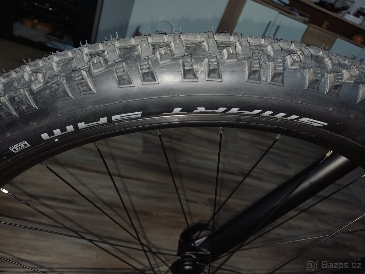 Prodám nové pláště. - 2