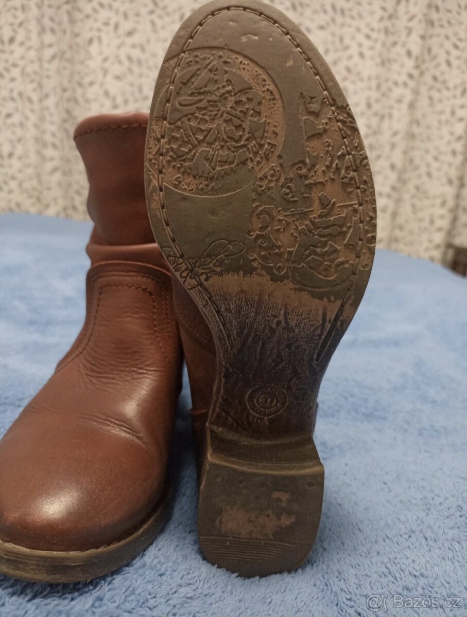 Kožené polokozačky vel. 37 - 2