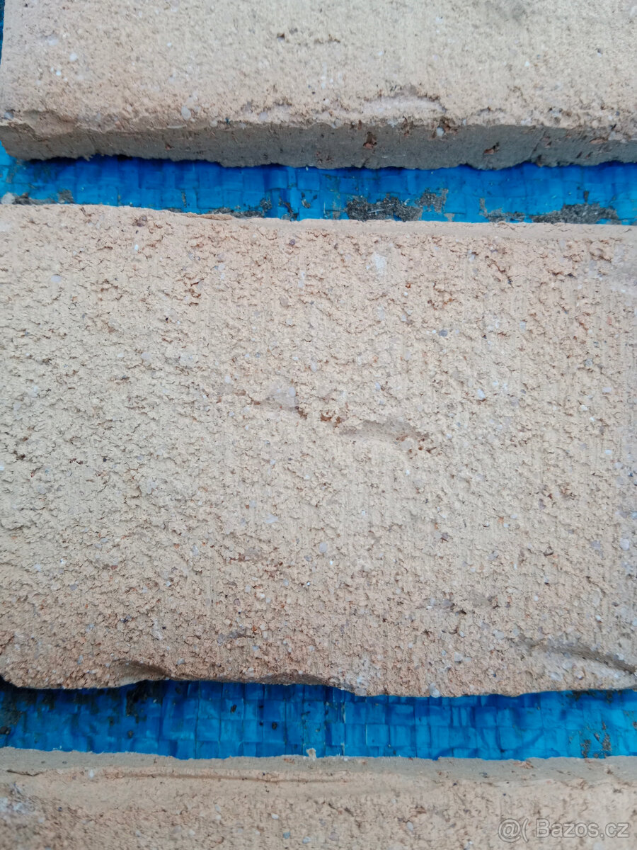 Prodám pálené pásky FeldHaus - 2