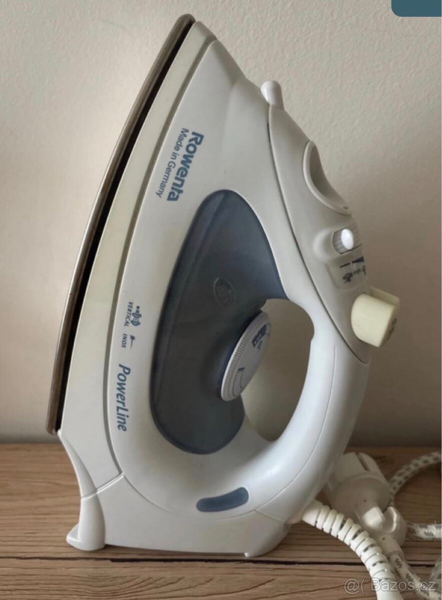 Napařovací žehlička Rowenta - 2