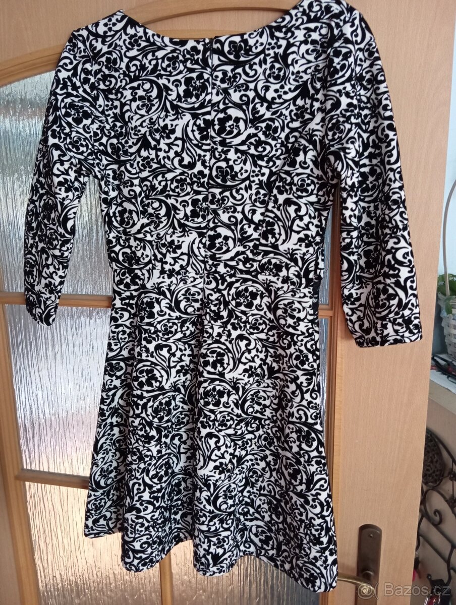 Šaty vel S - 2