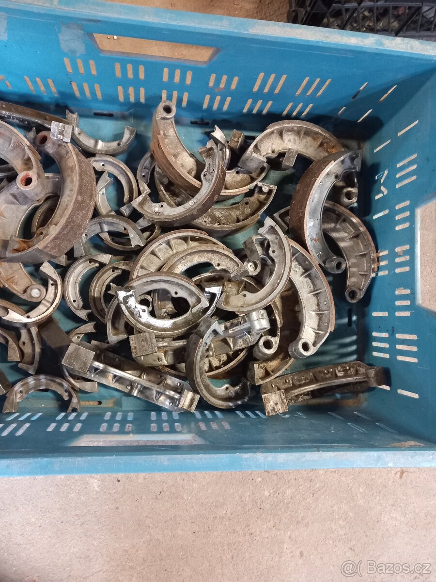 Jawa,Čz brzdove pakny,ruzne - 2