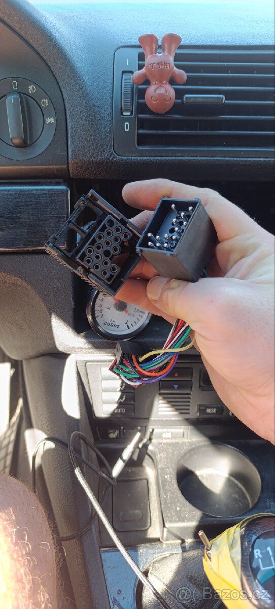 Redukce rádia BMW E39 - 2