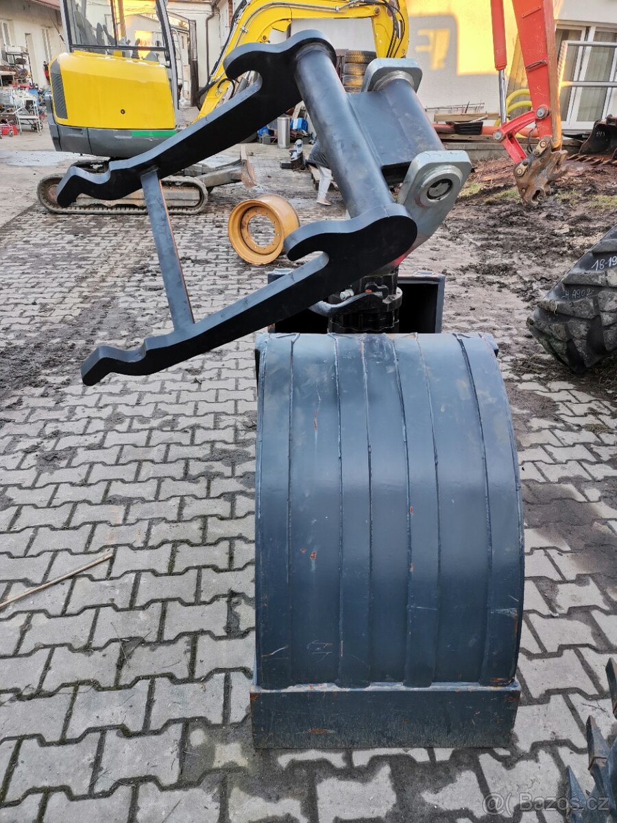 Drapák s rotátorem - 2