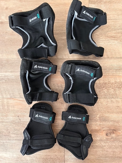 Chrániče vel. L - velmi dobrý stav - 2