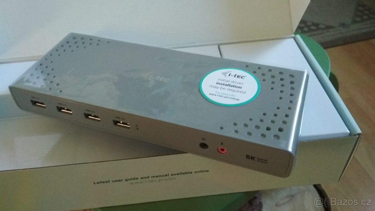 USB 3.0/USB-C / Thunderbolt 3 Dual Display dokovací stanice - 2