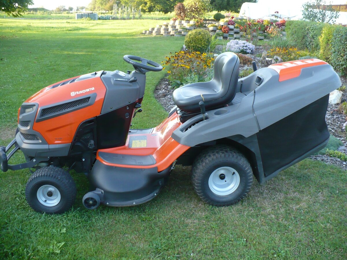 Zahradní traktor HUSQVARNA TC 338 - 2