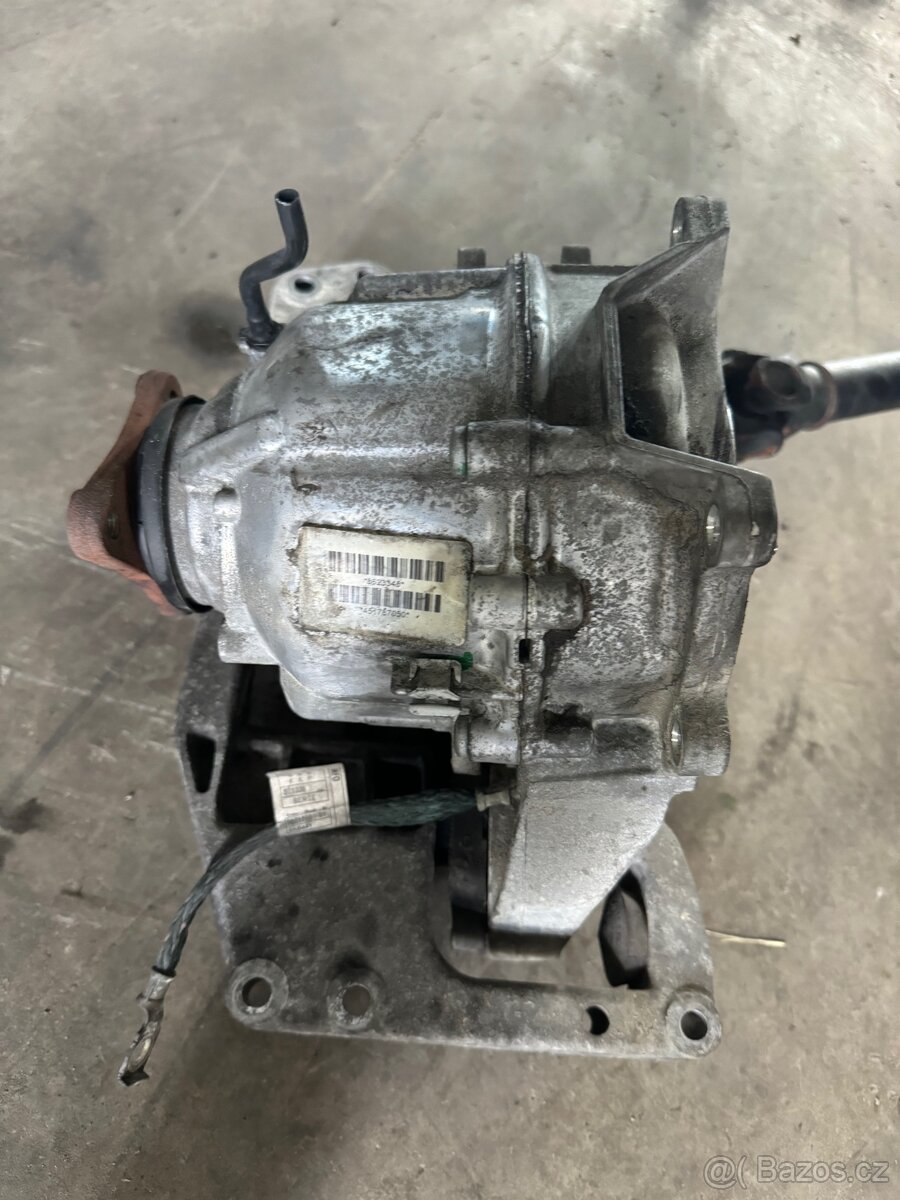 ROZVODOVKA BMW X3 F25 2.0D - 2