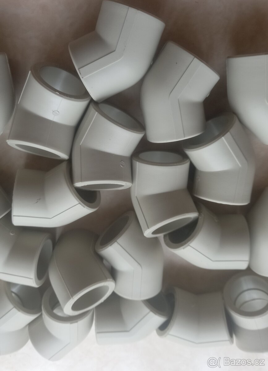 PPR koleno 45° 32 mm (Nové) - Česká výroba - 2