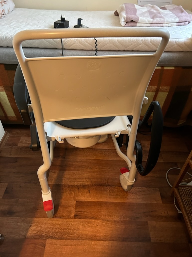 židle s toaletkou - 2