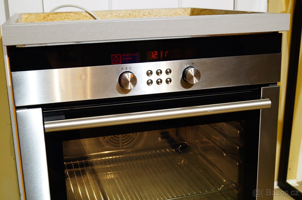 Siemens nerezová vestavná trouba HB780570 - 2