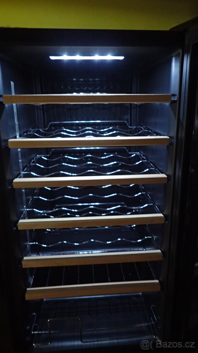 Vinotéka Siguro WC-G282B Wine Cellar NOVÉ ČTI.. - 2