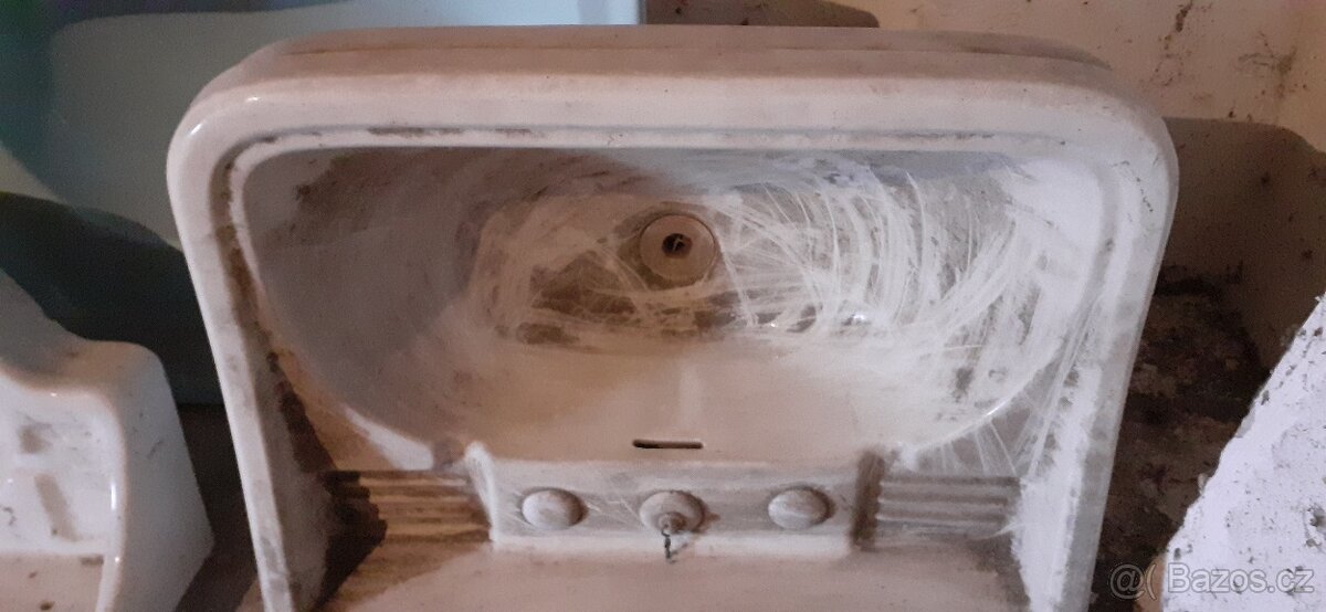 puvodni umyvadla - 2