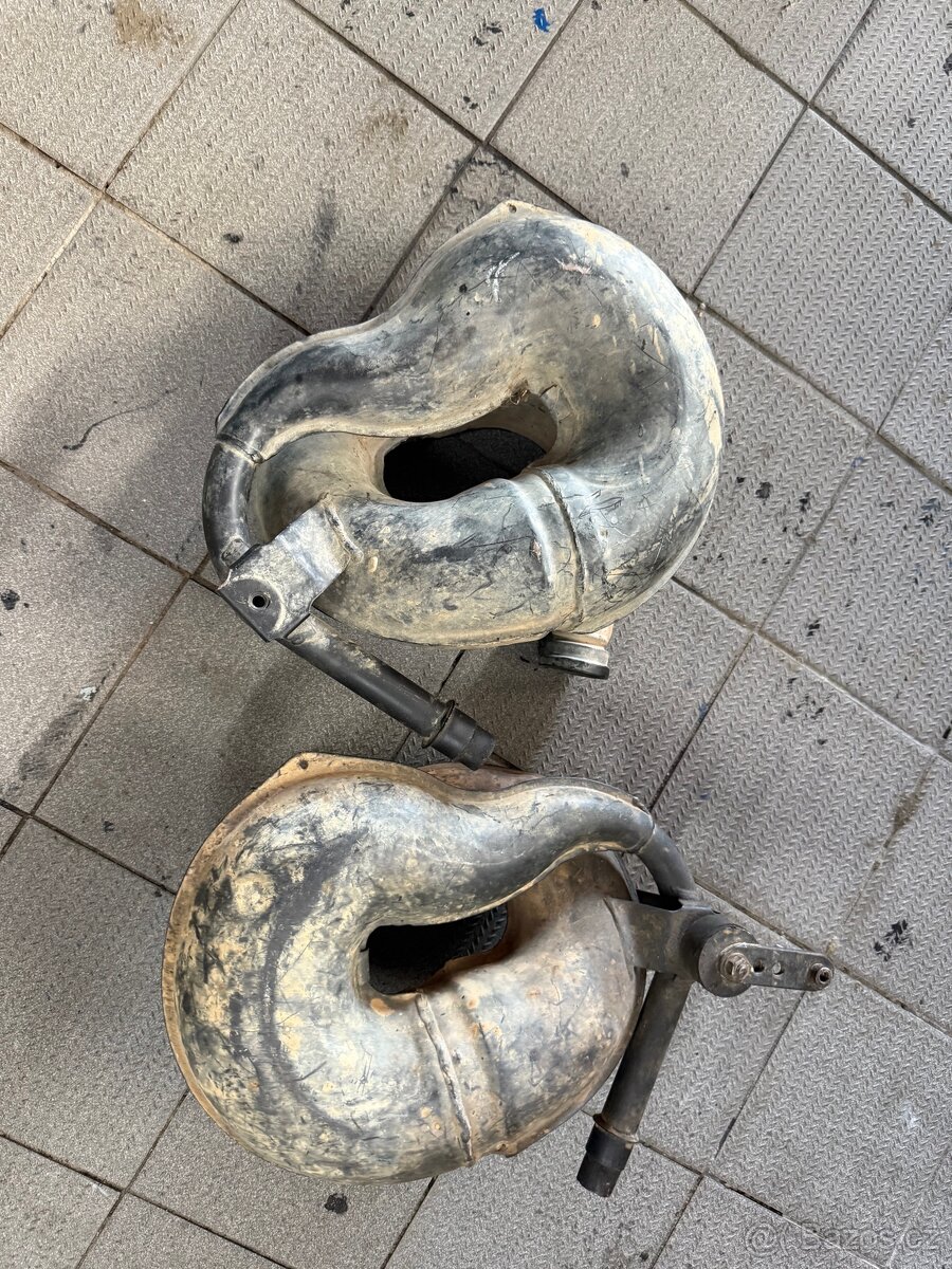 Yamaha Banshee 350 výfuky - 2