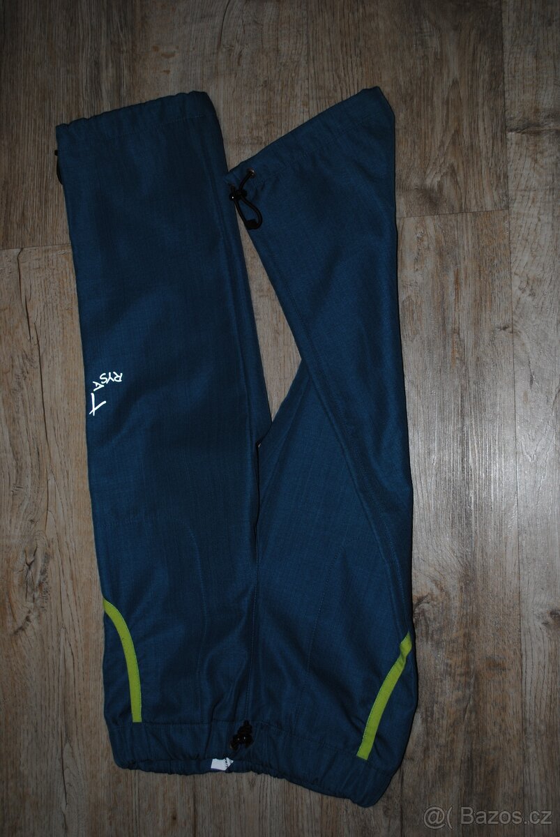 prodám softshellové kalhoty vel. 110 - 2