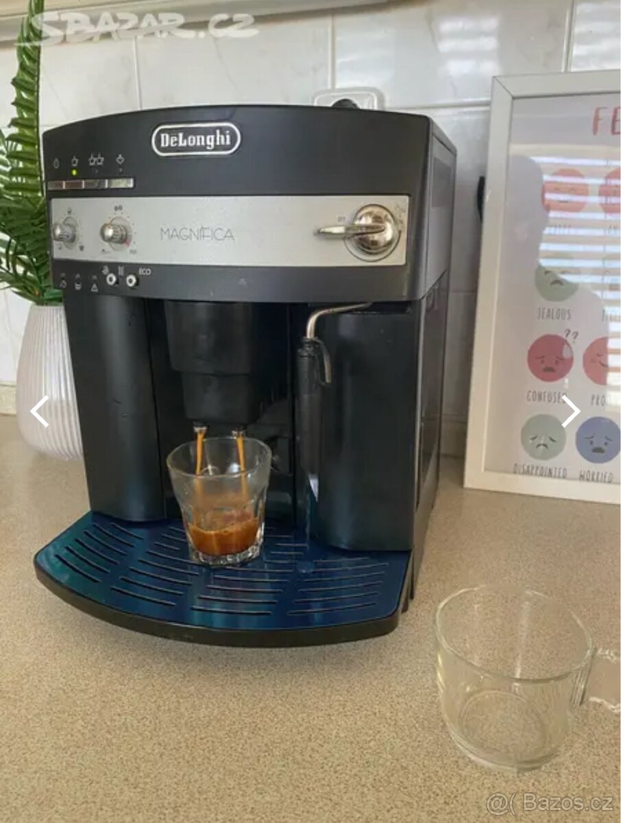 Kávovar Delonghi - 2