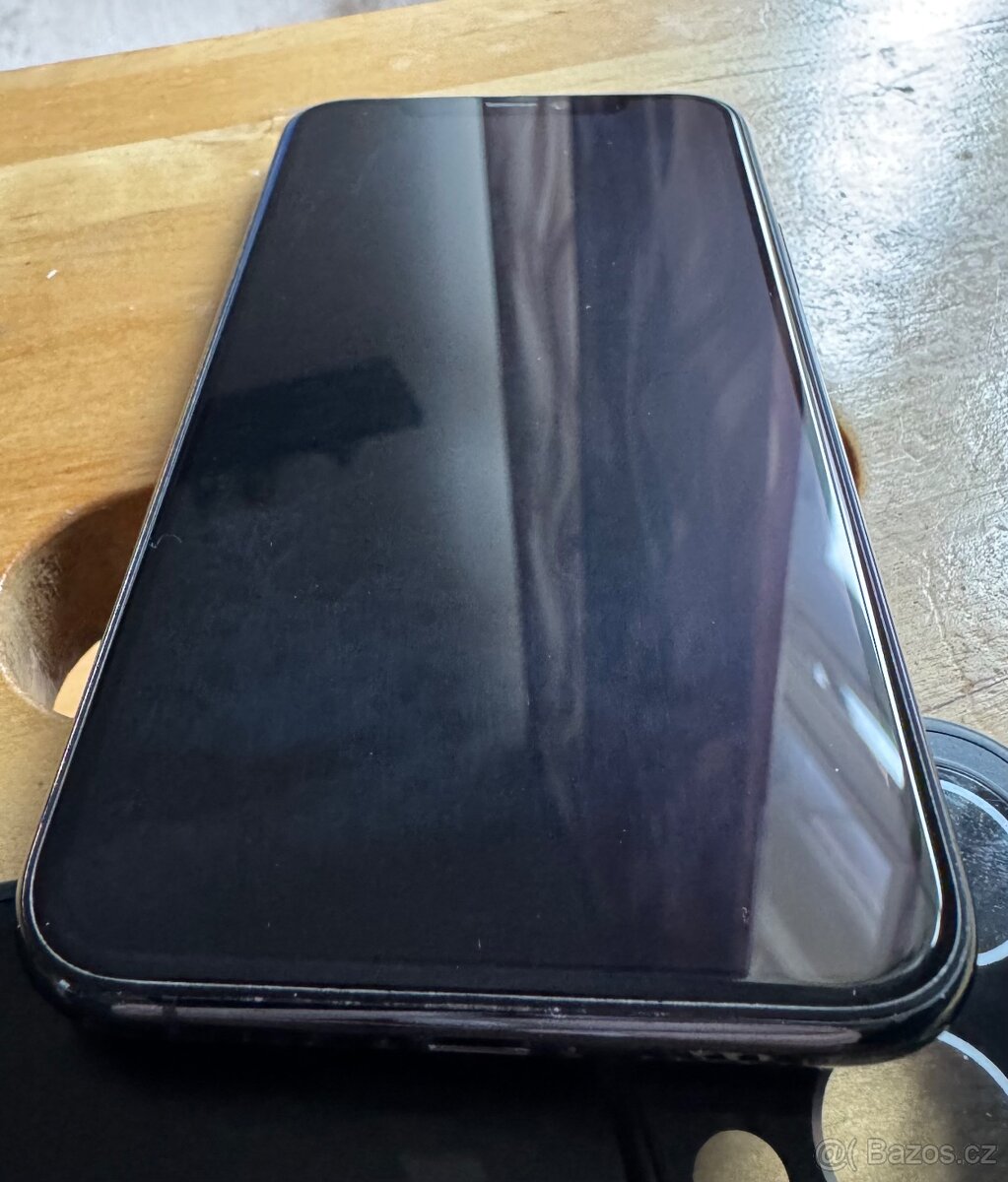 Apple už IPhone 11pro 64gb - 2