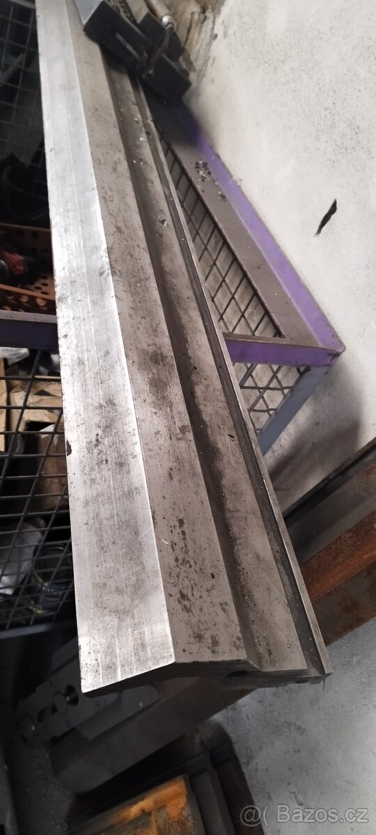 Ohranovaci lis - nastroje - 2