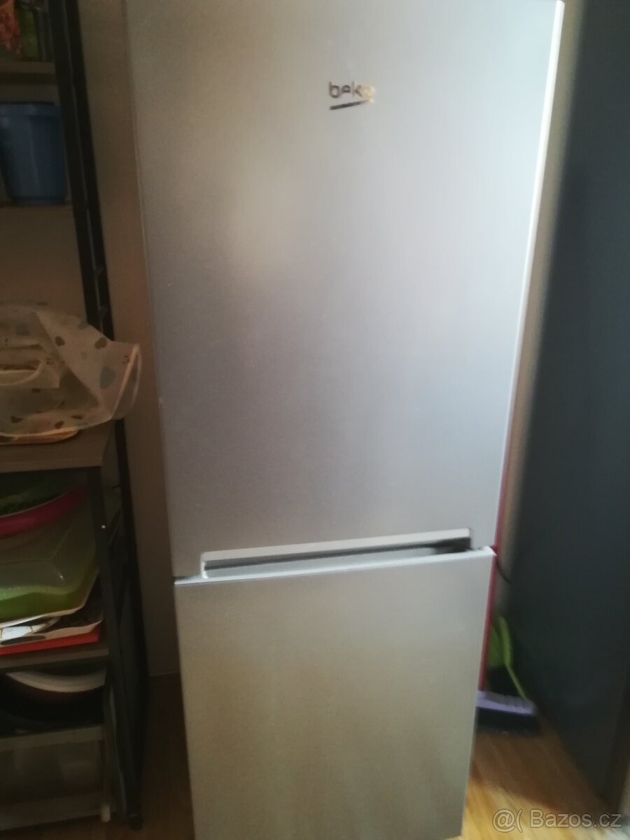 Prodám lednici - 2