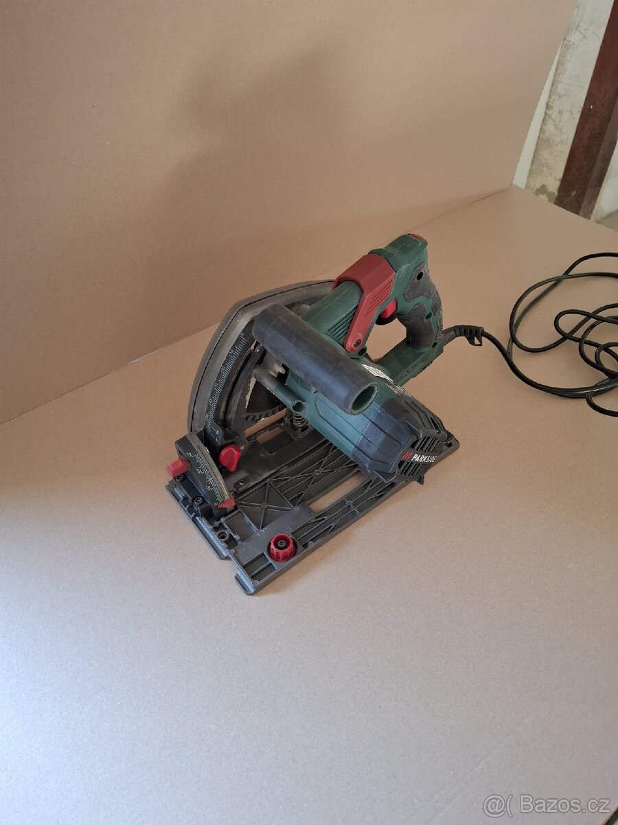 Ponorná pila Parkside - 2