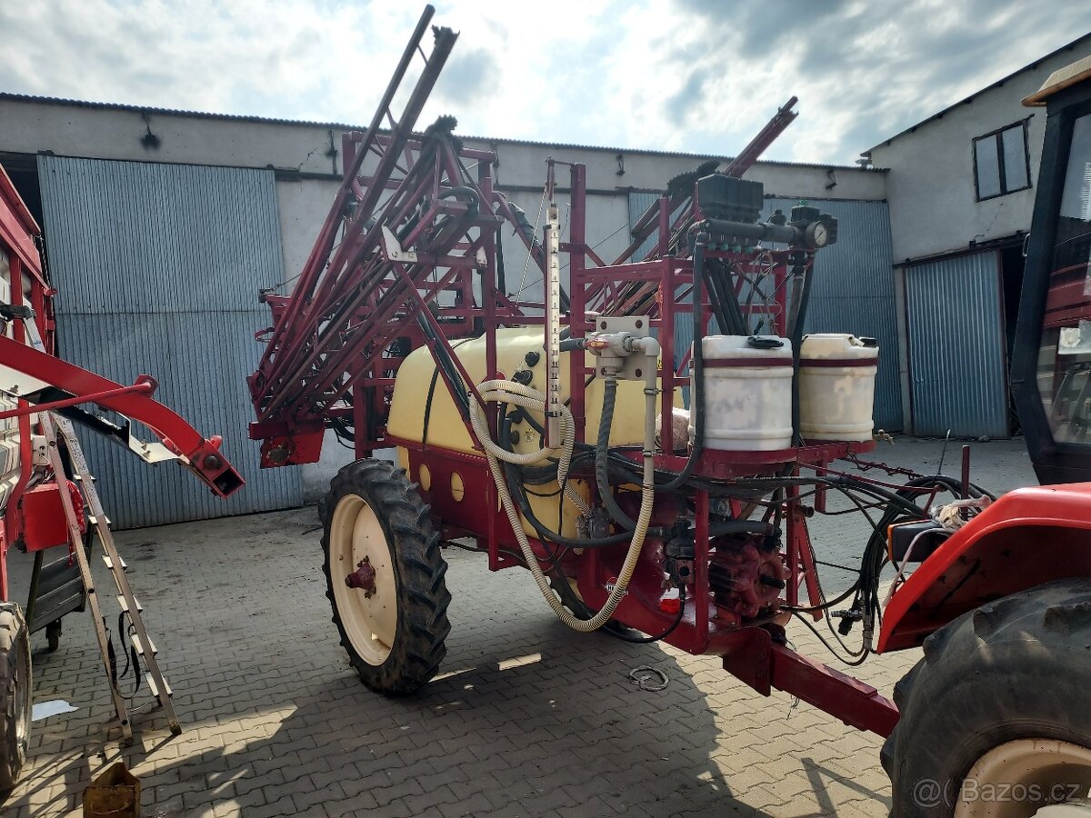 Tažený postřikovač HARDI TZY 1500 1600 12 - 2