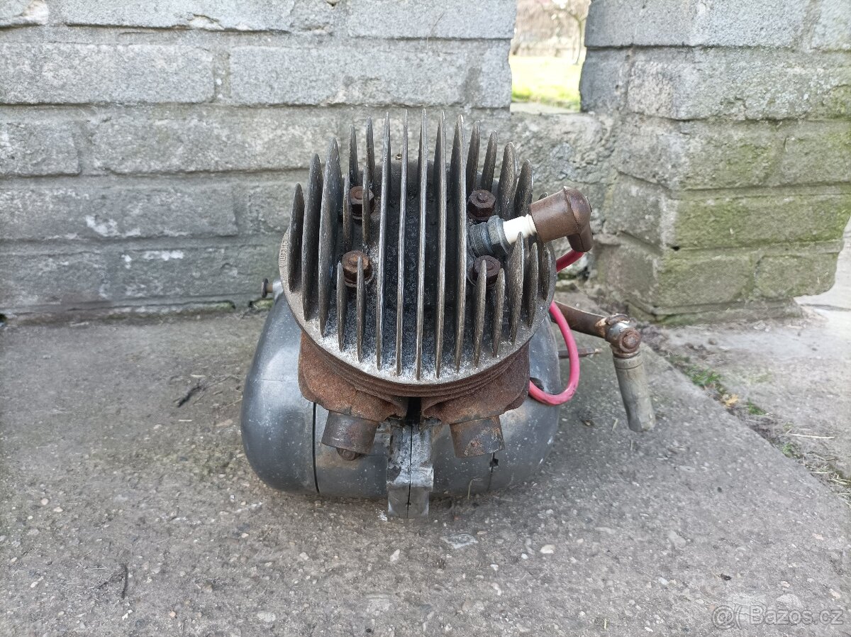 Motor ČZ 150 - 2