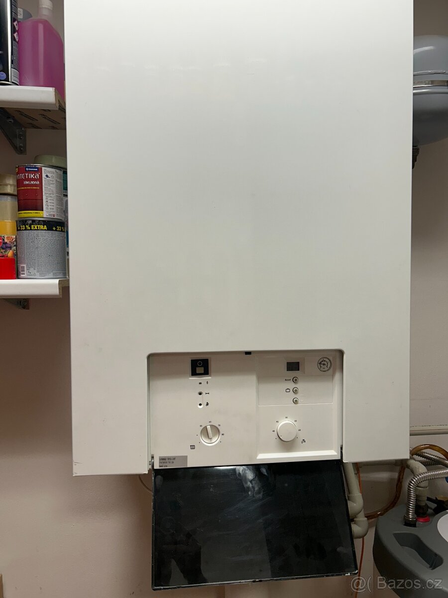 kotel Buderus kompletní na součástky - 2