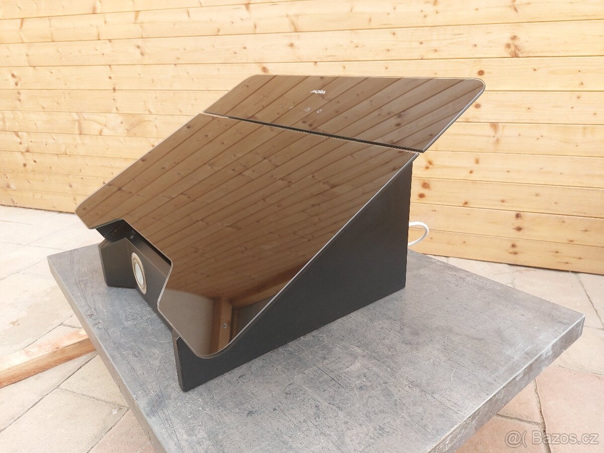 Zachovalí digestoř Mora - 2