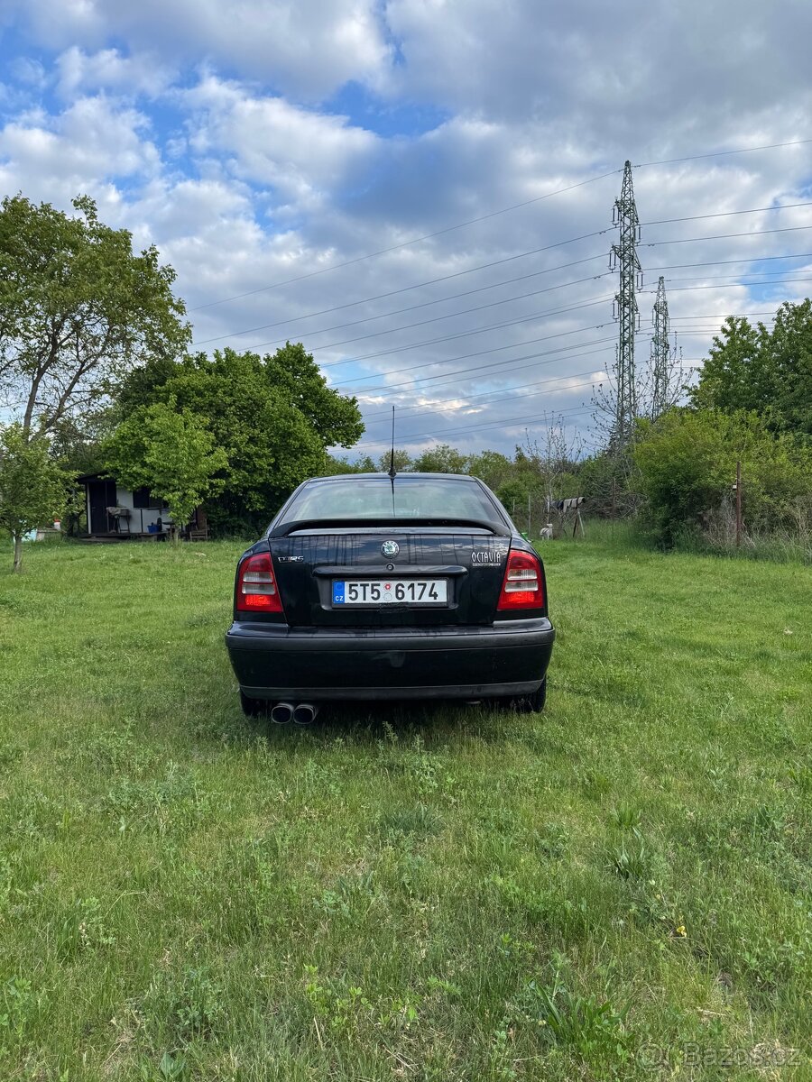 Škoda Octavia - 2