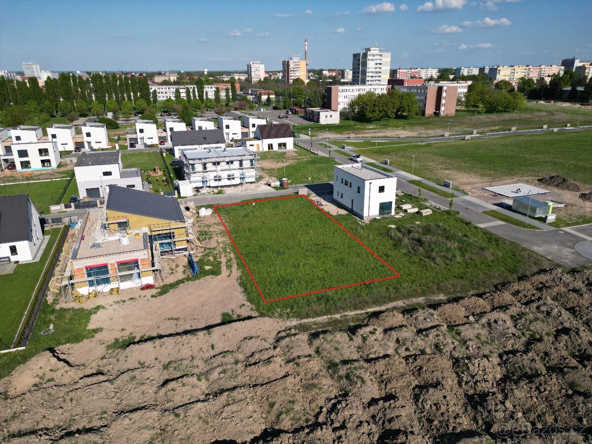 Stavební pozemek Nymburk 807 m2 - 2