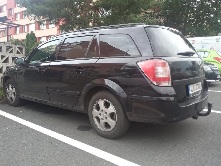 Opel Astra H caravan 1,6B 2007 - 2