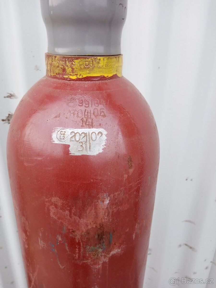 Acetylen Láhev prodám plná - 2