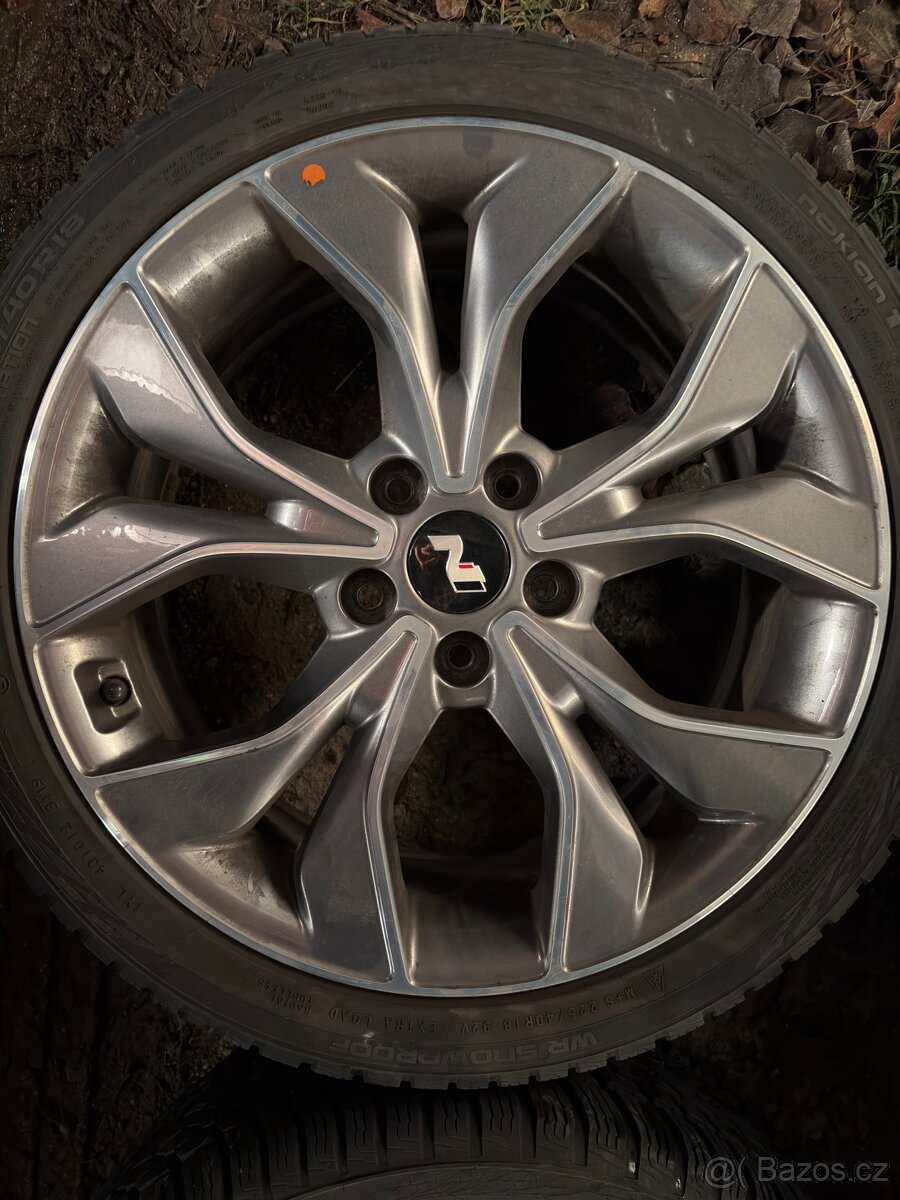 Disky kola Hyundai N-Line gumy 225/40 R18 zimní - 2