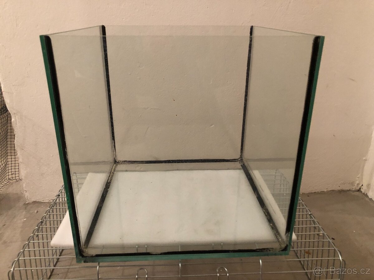 Akvarium vhodné jako terarium - 2