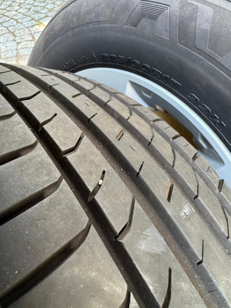 Prodám 4ks zánovní letní pneu Nexen s ALU Subaru 225/60 R17 - 2