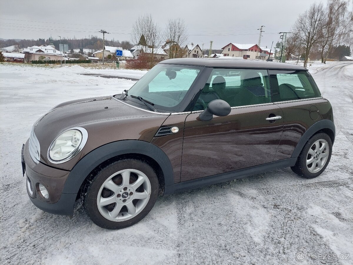 Mini Cooper One 1.4,16V R56 r.v.2010 - 2
