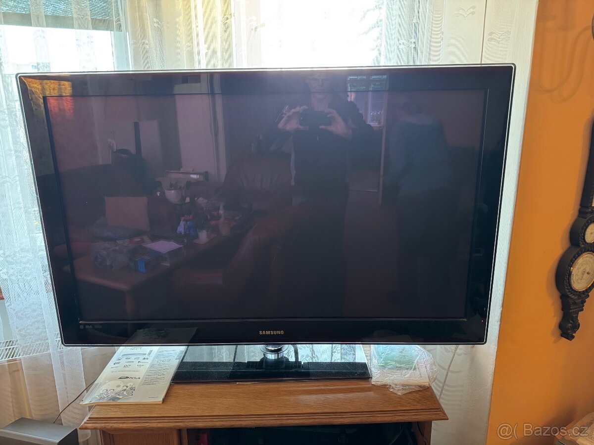 Samsung plazma PS50B550 - 2