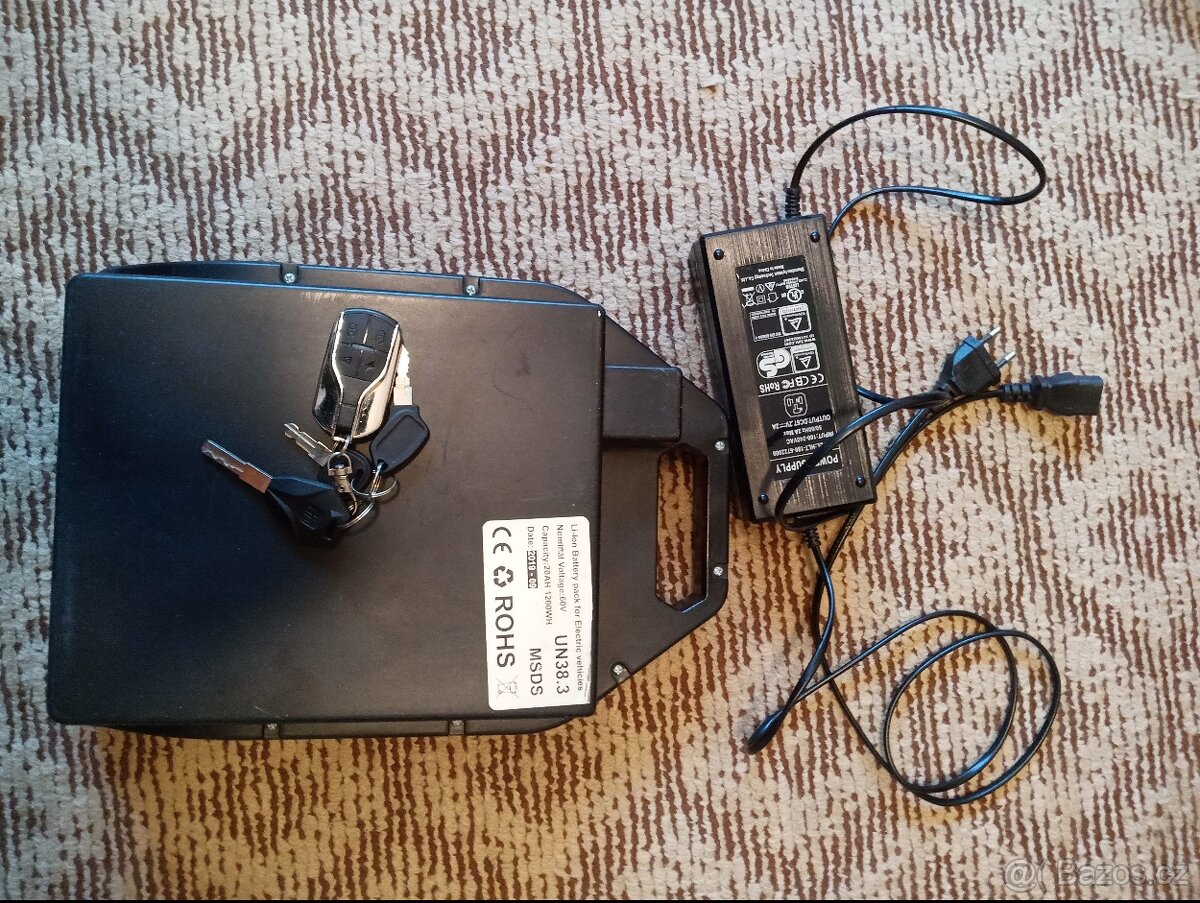 Elektrický scooter MADEMOTO - 2