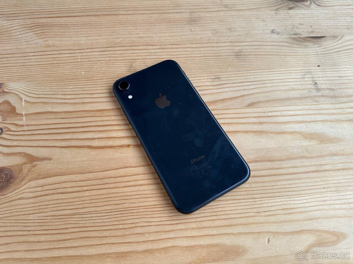Iphone XR 64GB černý - 2