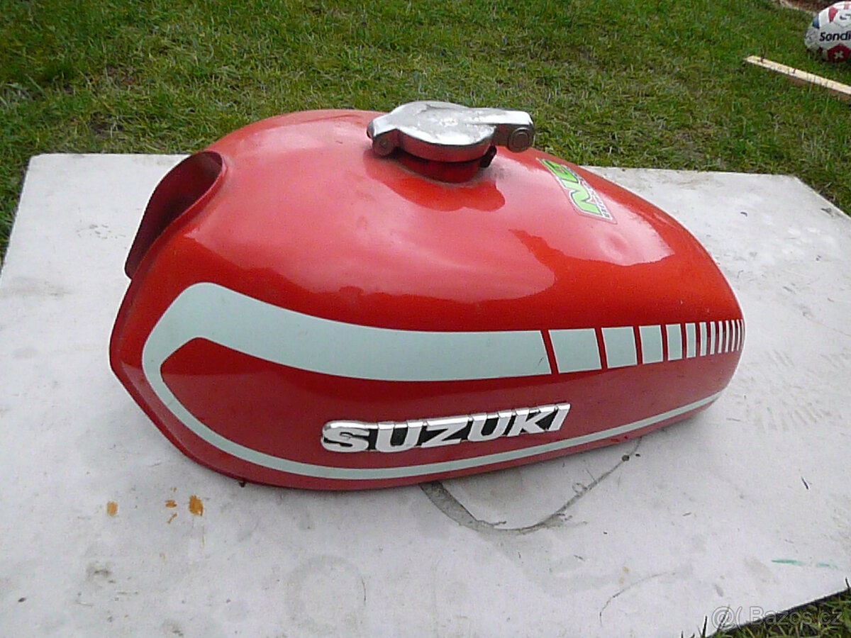 suzuki GT - 2