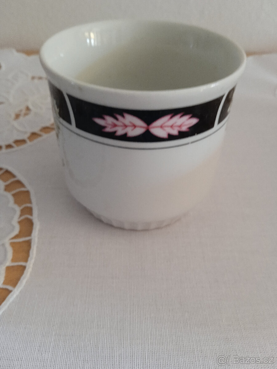 Retro porcelánový hrnek - 2