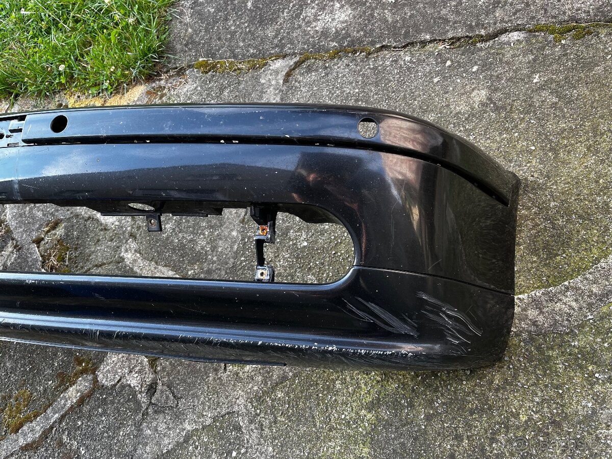 BMW e39 facelift nárazníky cosmosschwarz - 2