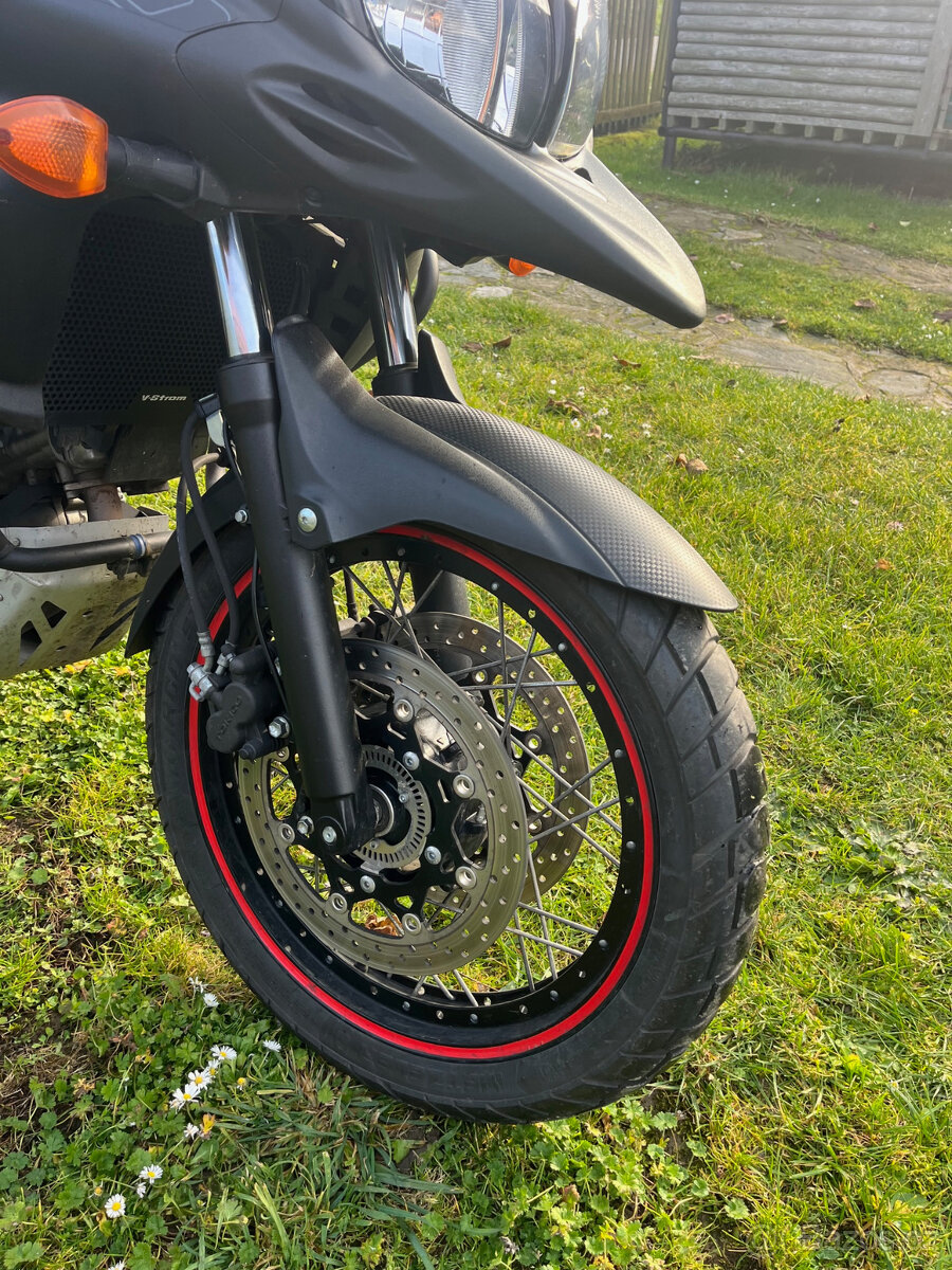 Suzuki DL650 V-Strom XT - 2