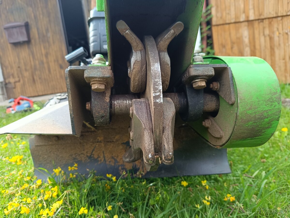 Pařezová fréza Briggs & Stratton XR 950 – plně funkční - 2