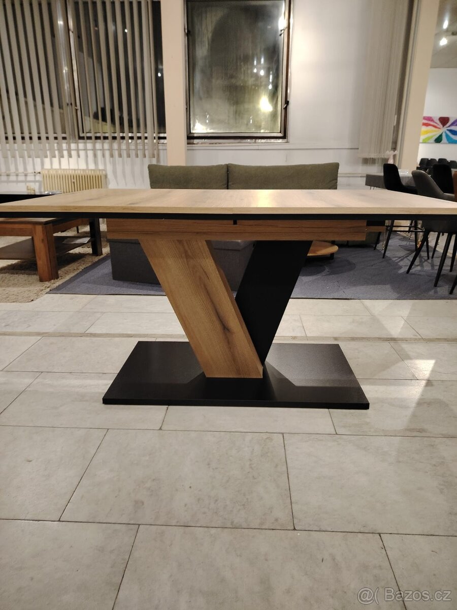 nový rozkládací designový jídelní stůl - 2