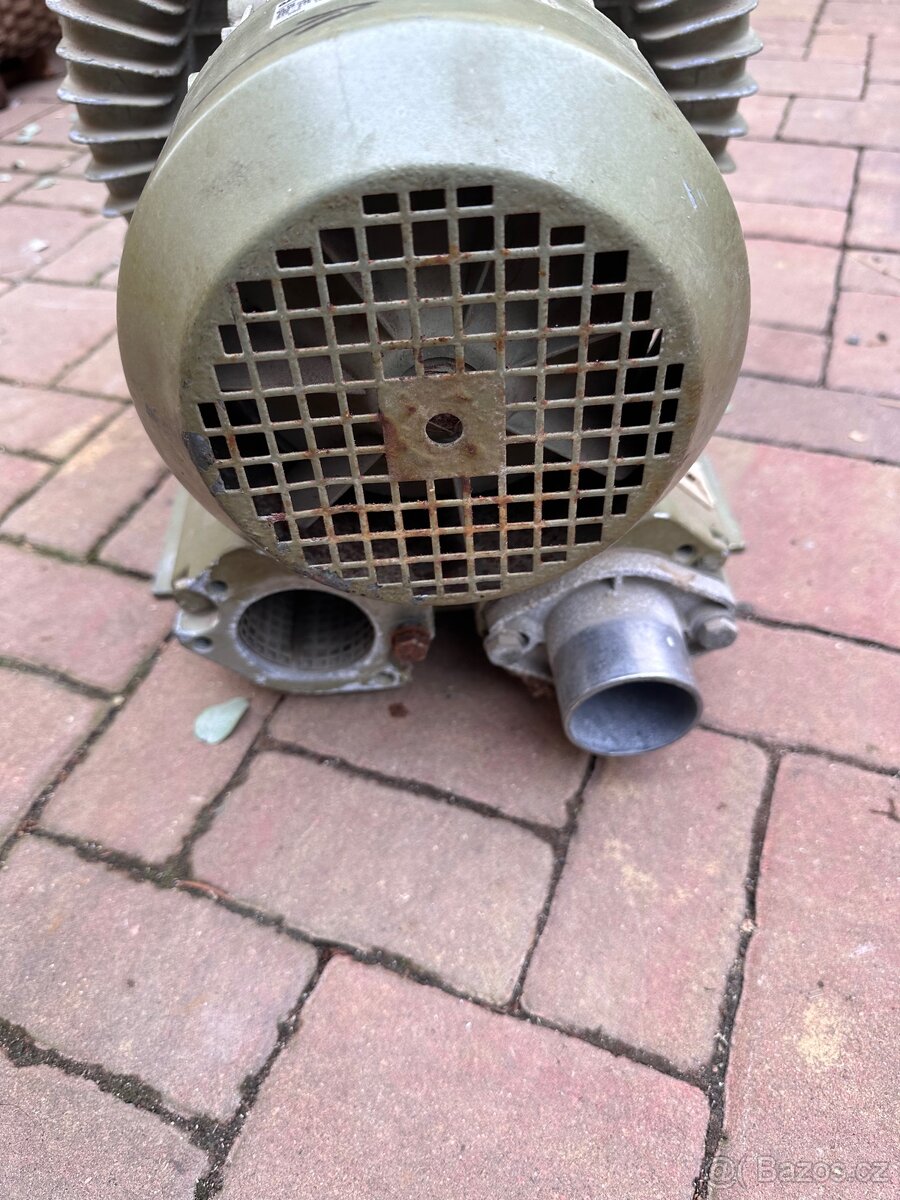 prodam dmychadlo s motorem 1,6kW - 2