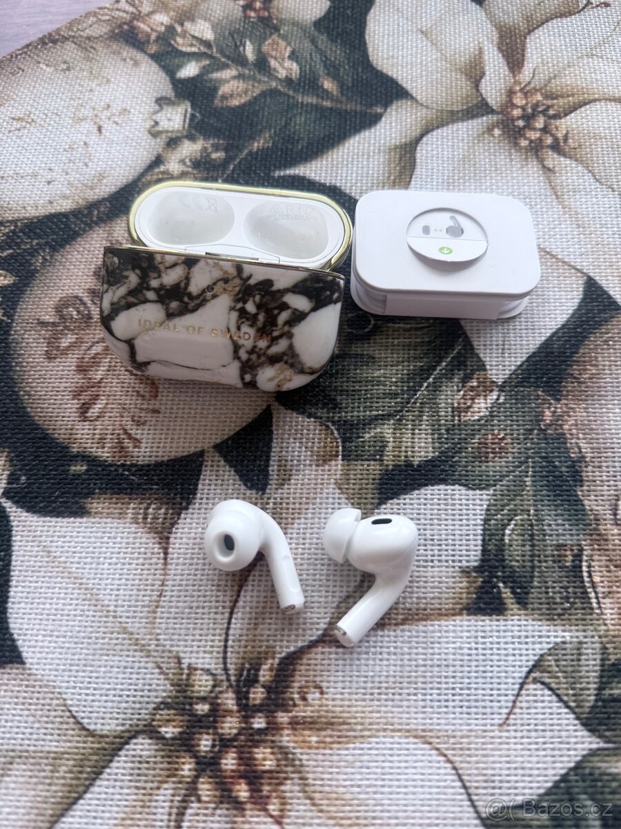 Apple AirPods Pro 2 - 2