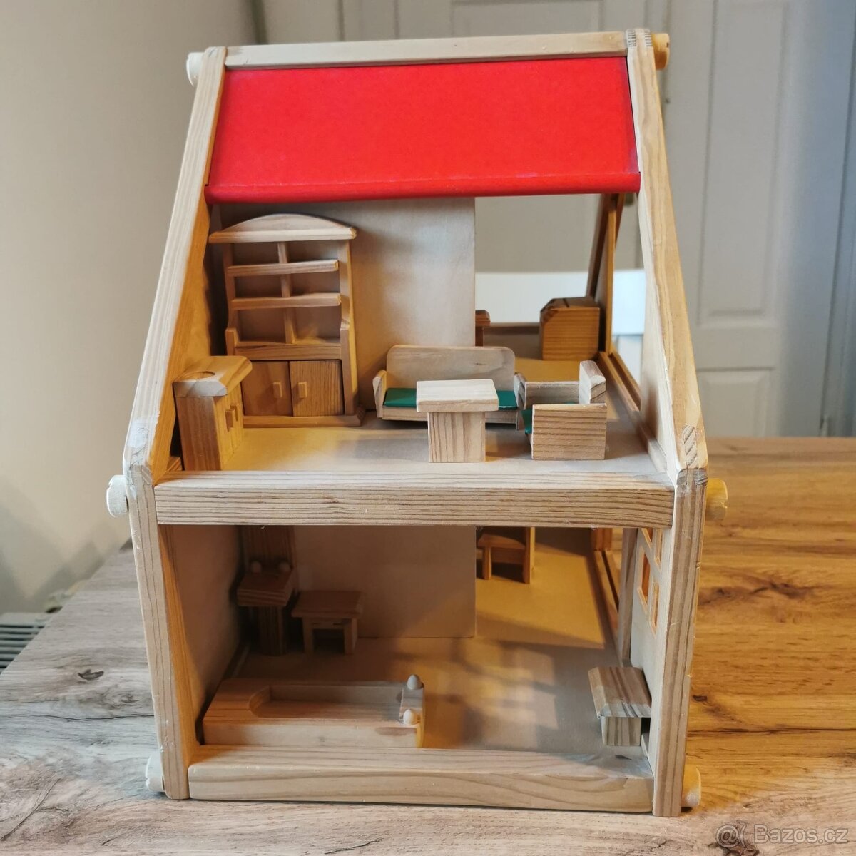 Dětský dřevěný domeček - 2