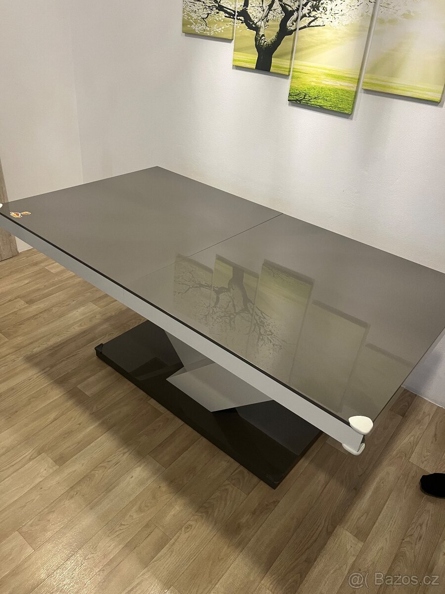 Stůl jídelní rozkládací kuchyňský - 2
